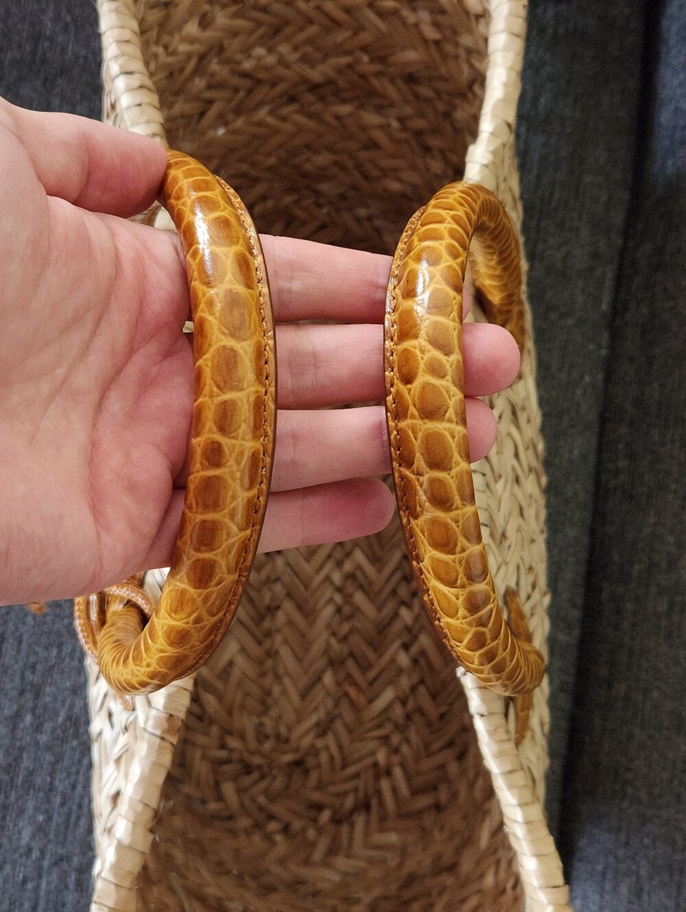 🌞Pamela Munson🌞 - Cognac Beach & Town Woven Seagrass Tote Bag - Picture 8 of 12